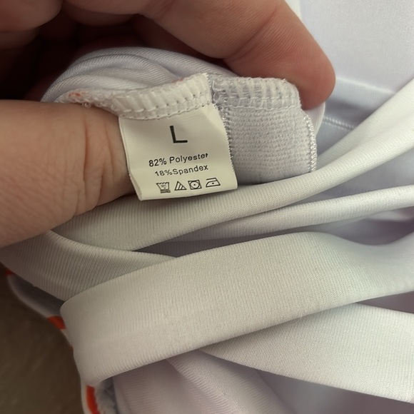 Women’s Cupshe Beautiful World Print One Piece Swimsuit, Large - Picture 6 of 6